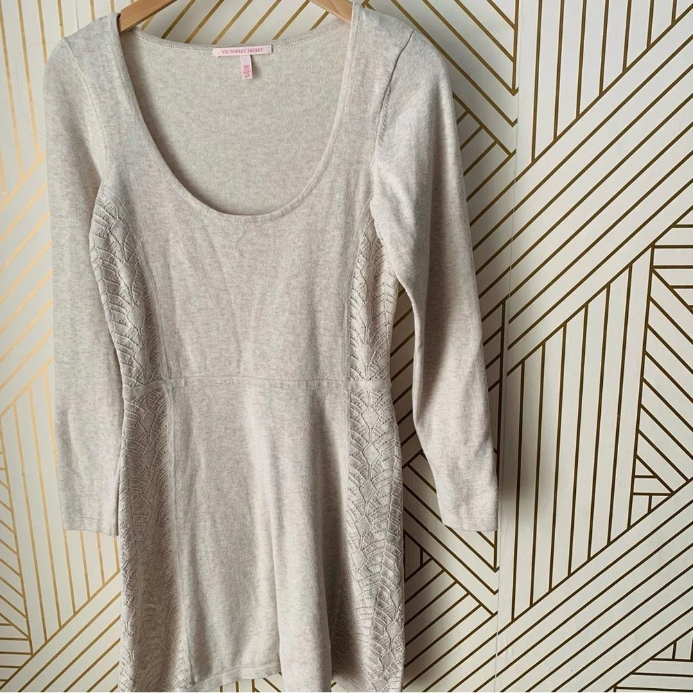 UNDERCOVER Abito maglione Victoria's Secret misto cotone panna aderente e svasato maglia a pois