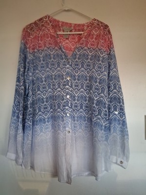 Plus 1X/2X pink blue white blouse in descending color. Excellent condition