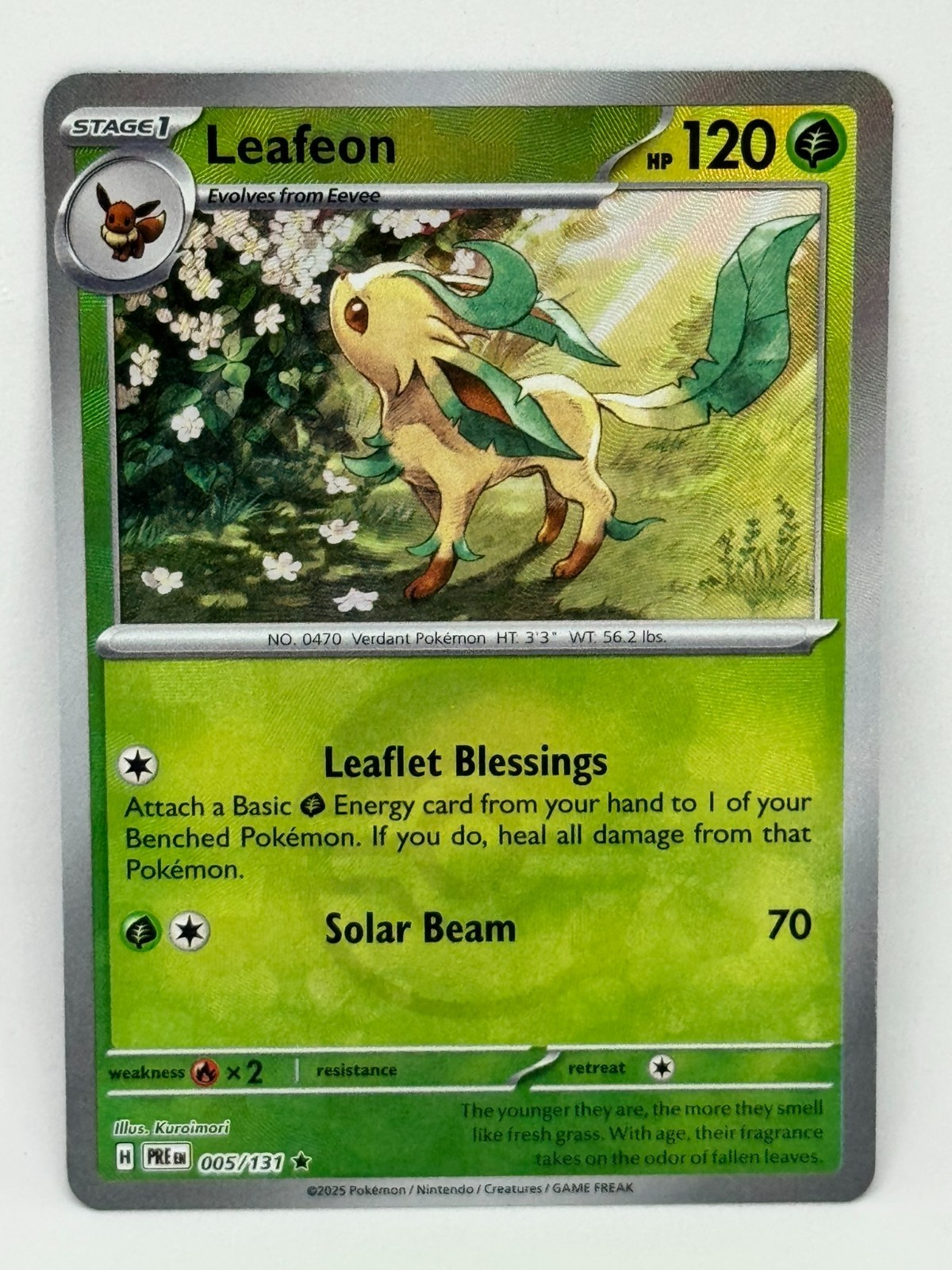 Pokemon TCG Leafeon (Poke Ball Pattern) 005/131 Sv: Prismatic Evolutions Holo NM