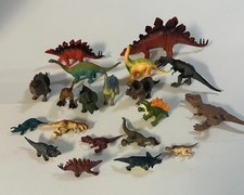Lot of 20 Plastic Toy Dinosaurs Various Sizes Brands Colors Play Crafts Decor