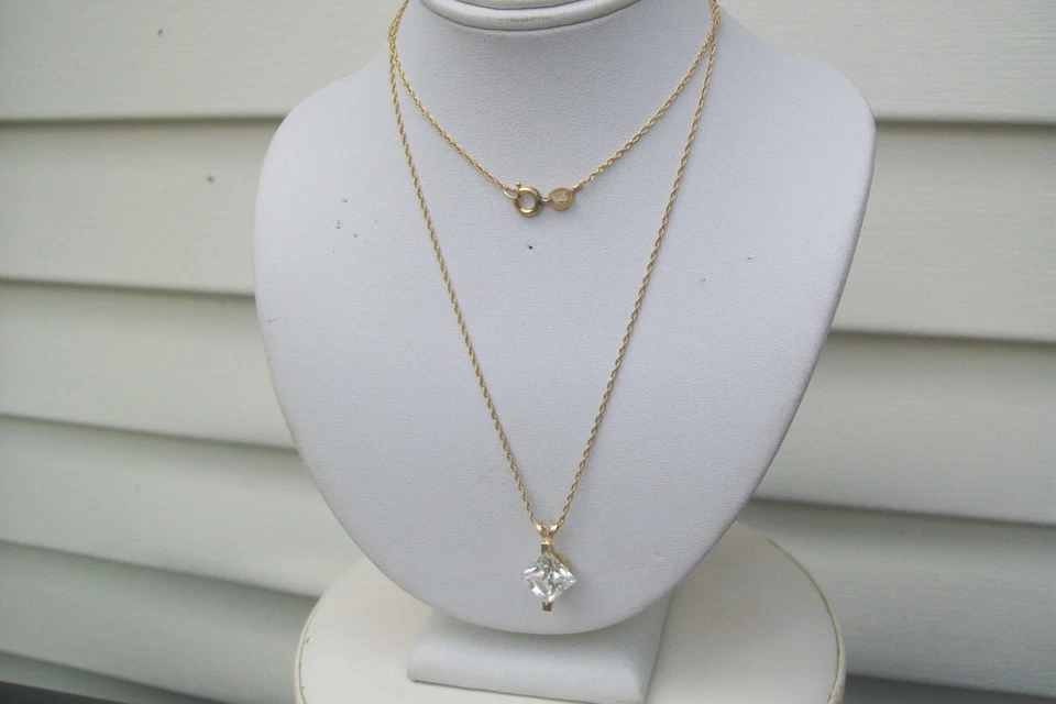 ORO AMARILLO 14K JCM DIAMONIQUE DQ CIRCONITA CÚBICA COLGANTE MARCADO Foto 2 de 4