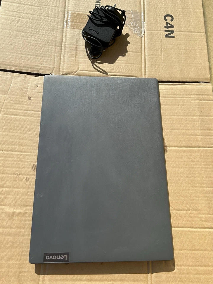 Lenovo V15 IIL 15.6" Laptop fhd Intel Core i5-1035G1 256GB SSD 12GB RAM wind 11 - Image 4 of 4