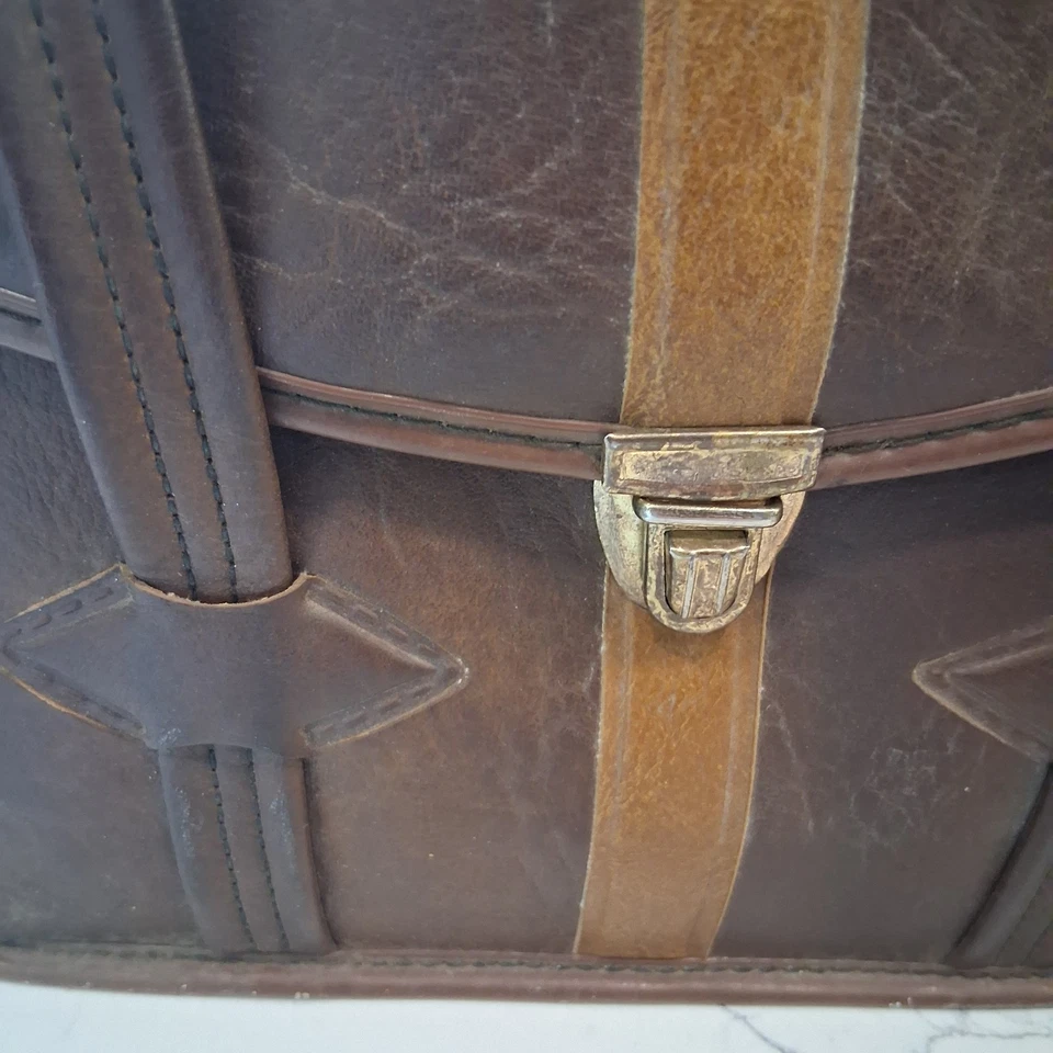 Estuche de cuero vintage para cámara Polaroid correa marrón forro a cuadros años 60 Foto 2 de 4