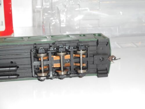 Roundhouse 68801 UP Diner Palace Car. Lights. In New cond. HO Scale. Boxed. - Picture 11 of 13