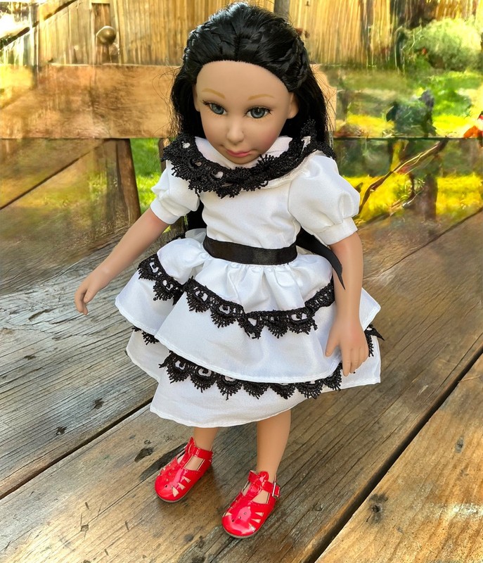 Leeann doll by Denis Bastien UFDC 2015 Kansas City 10th Anniv- A Dream of Unity