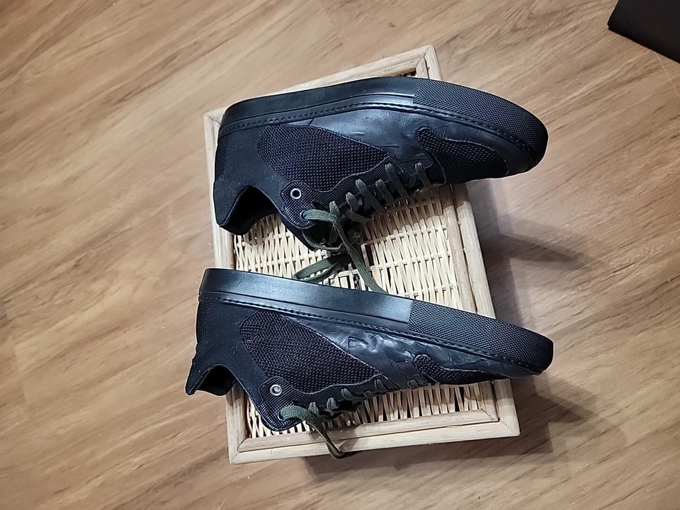 Balenciaga Black High Top Sneakers W/ Green Tongue, Size 9 (US) 42 (EUR) - Image 3 of 4