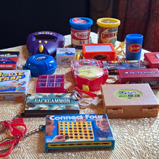Vintage Mini Board Game Keychain LOT 18pc - Milton Bradley Hasbro Basic Fun