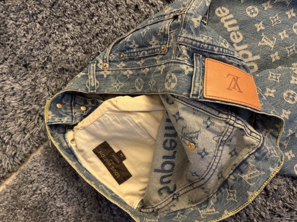 Louis Vuitton x Supreme 34 Waist Jacquard Monogram Blue Louis Vuitton x Supreme 34 Waist Jacquard Monogram Blue