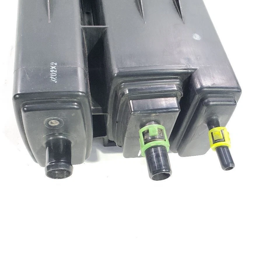 Оригинальная канистра для паров топлива 2012 Mazda 5 - Изображение 4 из 4