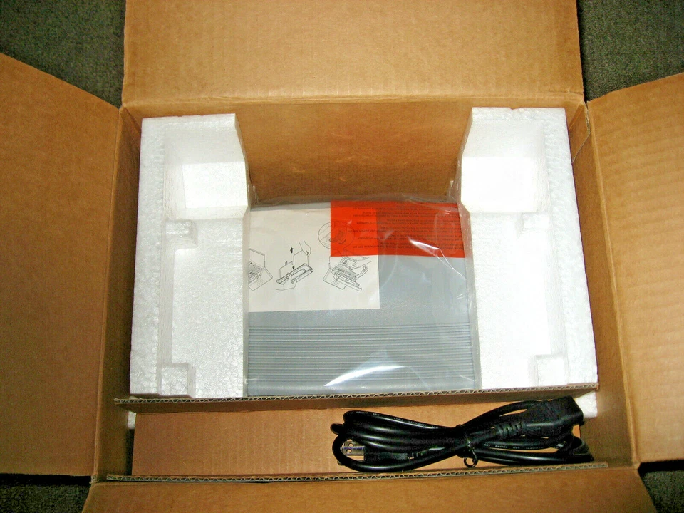 New OKI B2200 Monochrome Workgroup LED Printer 43641701 - Image 3 of 3