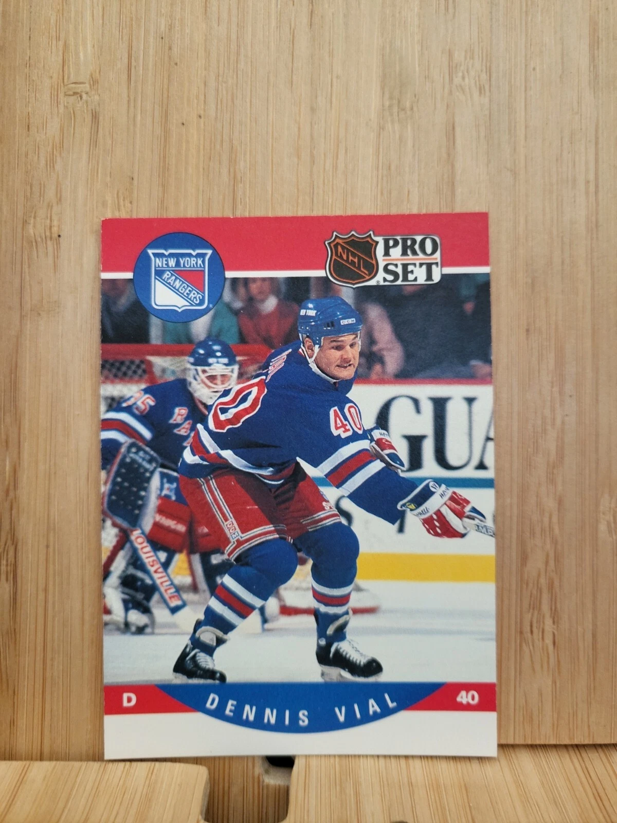 1990 Pro Set Hockey Dennis Vial #628 PSA 8.5
