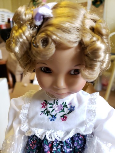 Edwin M Knowles "Goldilocks" Porcelain Doll by Artist Dianna Effner COA Include - Picture 5 of 11