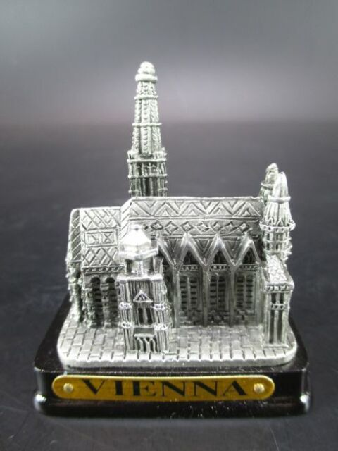 Wien Stephansdom Vienna Metall Modell 6 cm Souvenir Österreich Austria NEU Wien Stephansdom Vienna Metall Modell 6 cm Souvenir Österreich Austria NEU