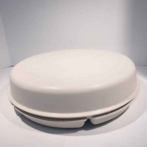 TUPPERWARE CREAM LARGE DIVIDED FRUIT/VEGGIE SERVING TRAY #1665 & # 1666 Beige - Picture 2 of 6