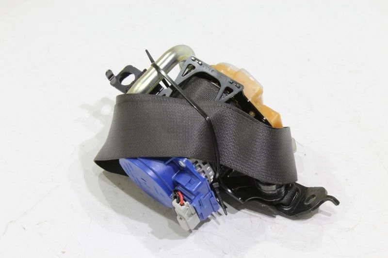 Acura RLX 2014-2016 retractor de cinturón de seguridad delantero negro Advance (mercado de EE. UU.) Foto 3 de 4