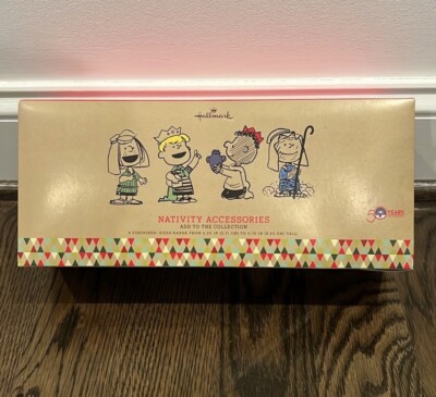NIB! 2014 Hallmark Peanuts Gallery 4 Piece Nativity Accessories Collection