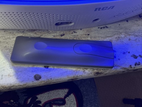 RCA 13” Color CRT TV 13V400T Retro Gaming With Remote 2004 Tested White - Picture 10 of 22