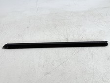 2014-2020 MASERATI GHIBLI FRONT LEFT DOOR WINDOW INNER WEATHERSTRIP SEAL OEM