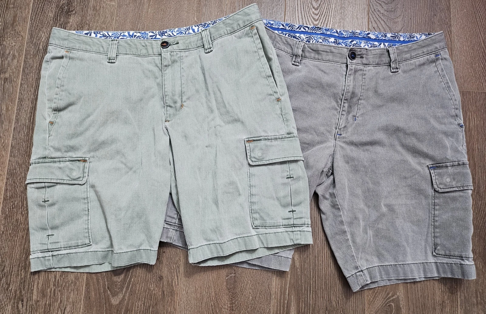 Lot Of 2 Tommy Bahama Cargo Shorts Mens 33 & 34 Chino Pockets Casual