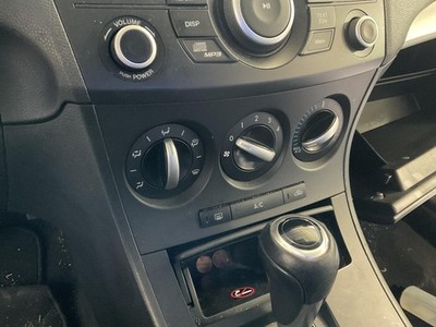 Used A/C Selector Switch fits: 2012 Mazda 3 w/AC manual control 2.0L VIN 7 8th d