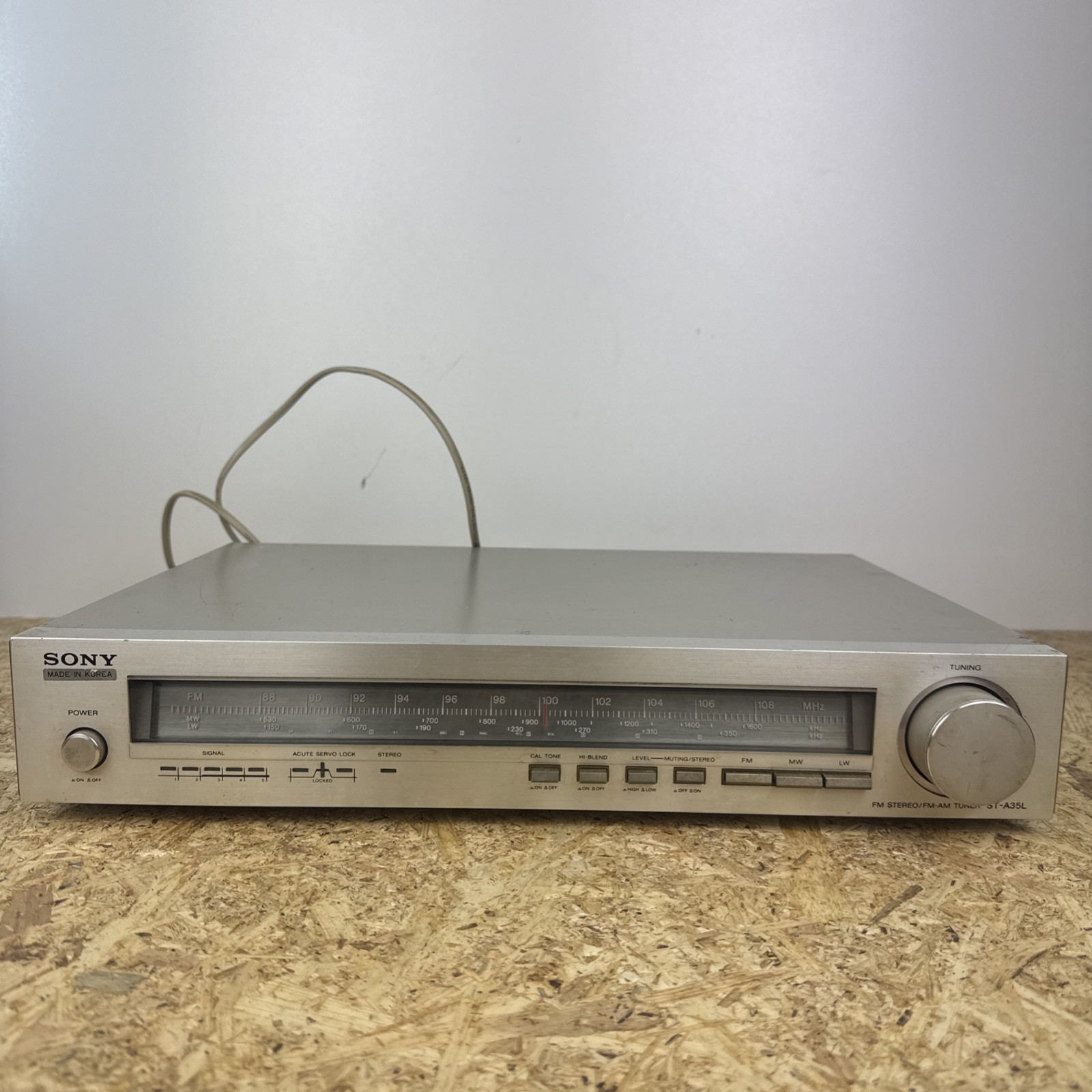 Sony st-a35 vintage audio equipment - eBay listing photo 2