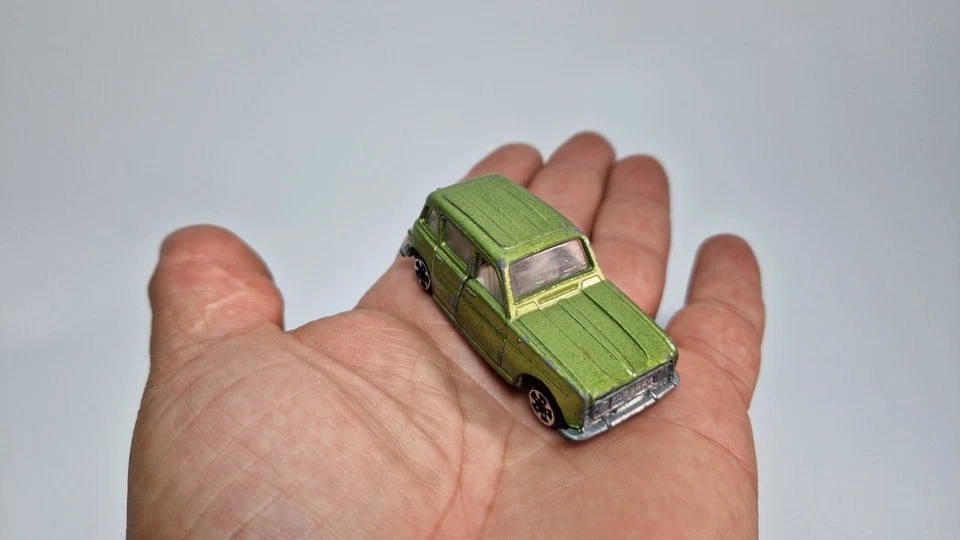 Modellino Scala 1/55 RENAULT 4 POLISTIL cod. RJ22 scala 1:55 - Immagine 4 di 4