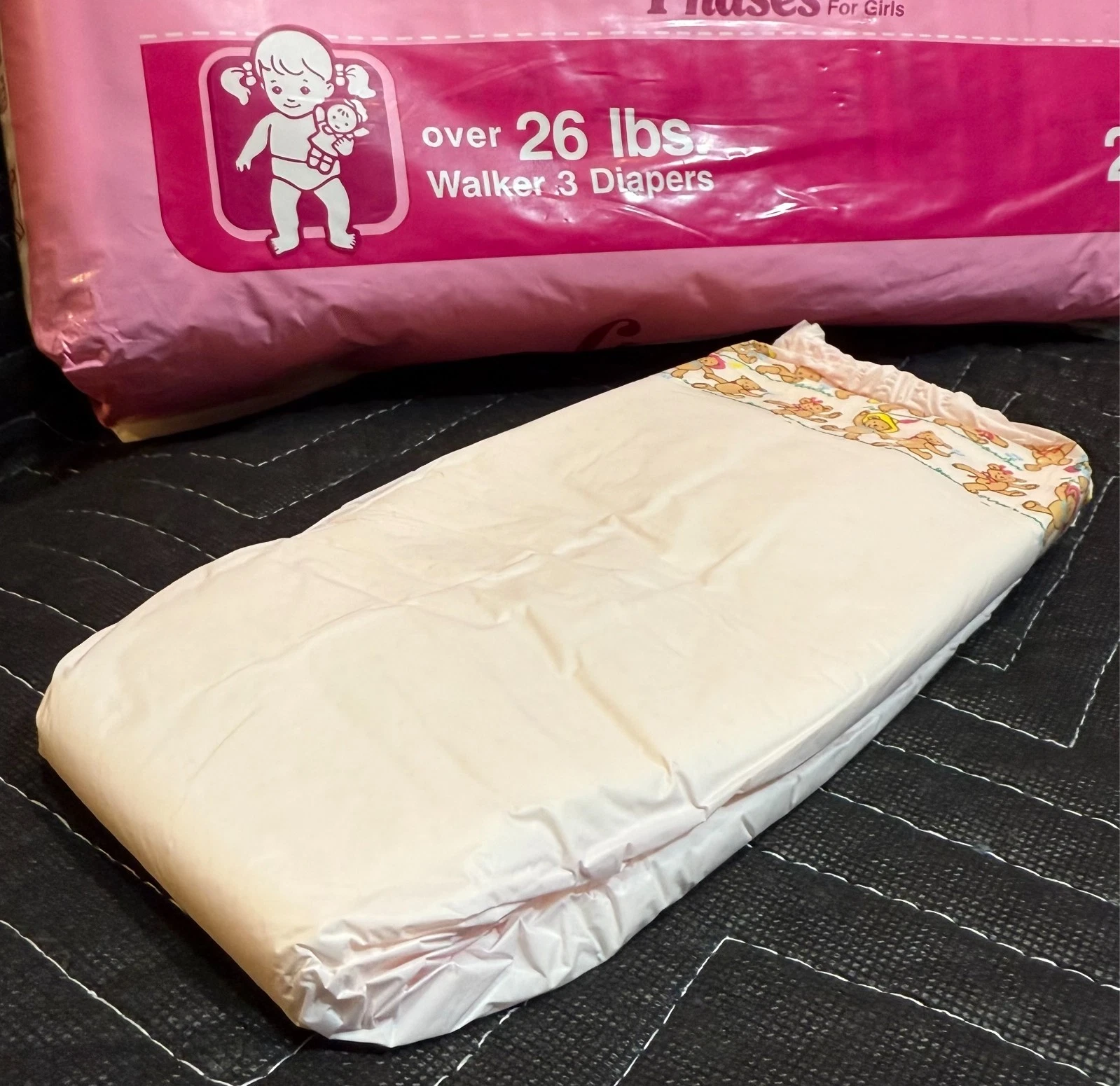 (1) Vintage Luvs PHASES for Girls Plastic Diaper Size XL/Walker 3 Pink
Opens in a new window or tab