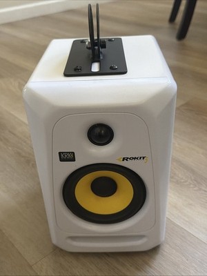 KRK SYSTEMS ROKIT 5 POWERED STUDIO MONITOR SPEAKER W/ Power CABLE TESTED