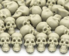 50pcs Mini Plastic Skull Heads for Halloween Decorations, Skeleton Skulls... 