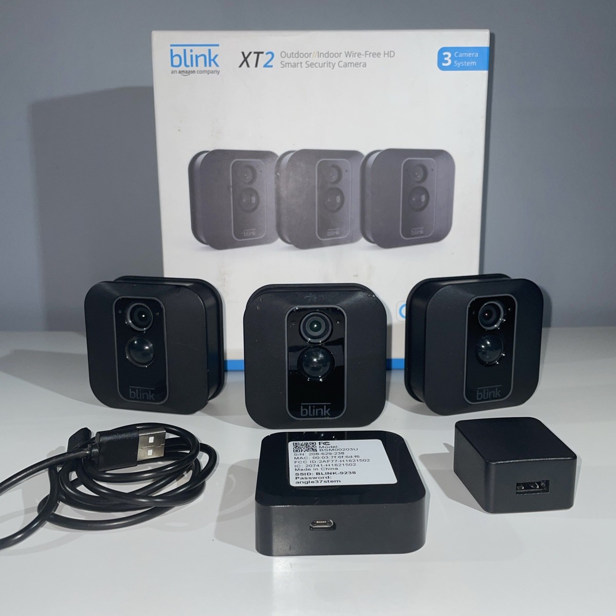 その他 Blink XT2  security camera Blink XT2 Wi-Fi 1080p Add on Indoor/Outdoor Security Camera