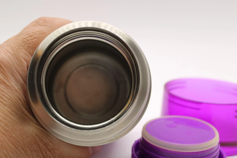 Caneca de viagem de aço inoxidável Aladdin tampa roxa plugue de borracha 16 oz. - Imagem 4 de 4