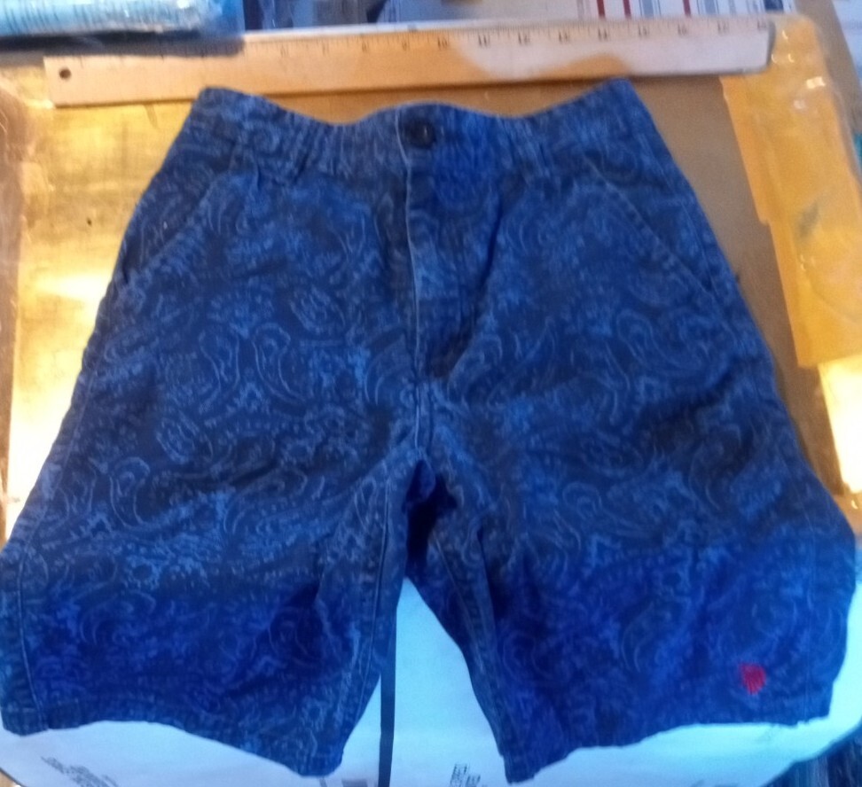 Picture 1 of 17