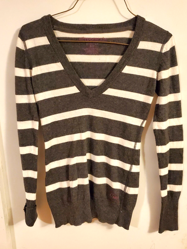 Aeropostale Girl's Vee Neck Gray and White Striped Sweater Size S/P Fall School