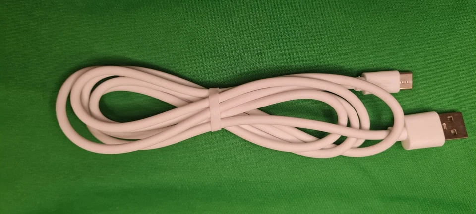 Custom Mechanical Keyboard - Dual Conection - Great for Gaming - Image 3 of 4