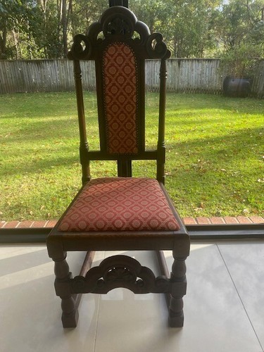 English carved Oak Table - Picture 6 of 7