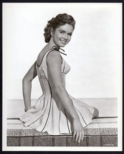 DEBBIE REYNOLDS sexy actress GIVE A GIRL A BREAK 1953 Orig Photo DBW stamped DEBBIE REYNOLDS sexy actress GIVE A GIRL A BREAK 1953 Orig Photo DBW stamped