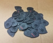 Lot of 50 PICKBOY 0.60mm Hi-Modulous Carbon Nylon Reefer Guitar Picks Standard