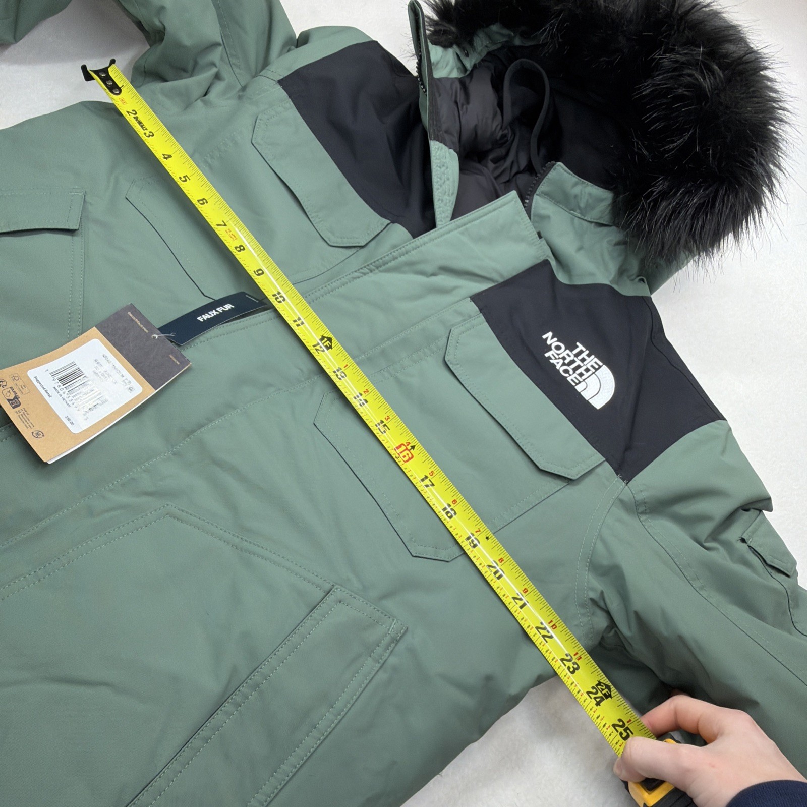 The North Face Men's Gotham Jacket III Green 600 Fill NWT Size Medium $350 MSRP thumbnail 14