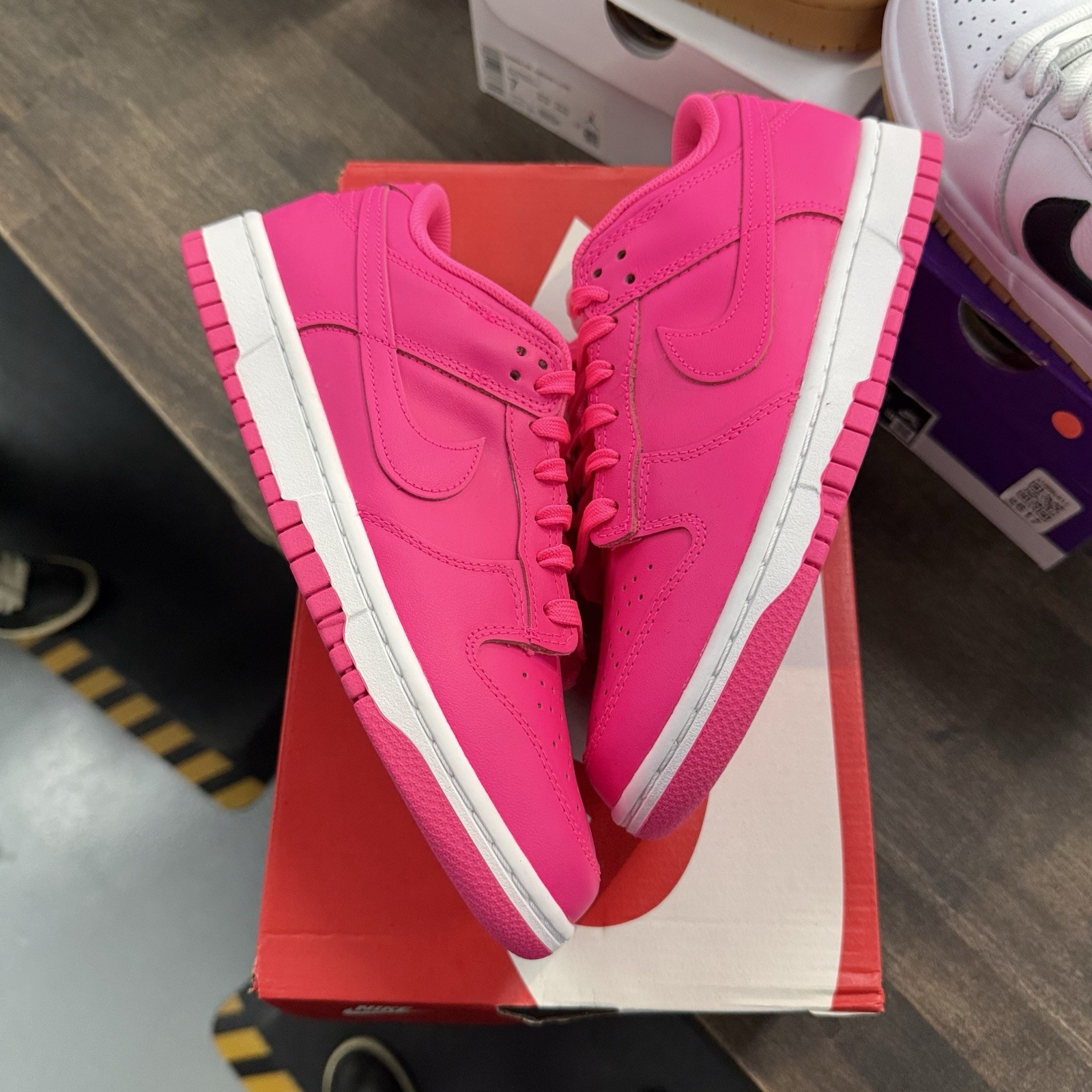 Size 9W / 7.5M – Nike Dunk Low Hyper Pink W (NEW) Size 9W / 7.5M – Nike Dunk Low Hyper Pink W (NEW)