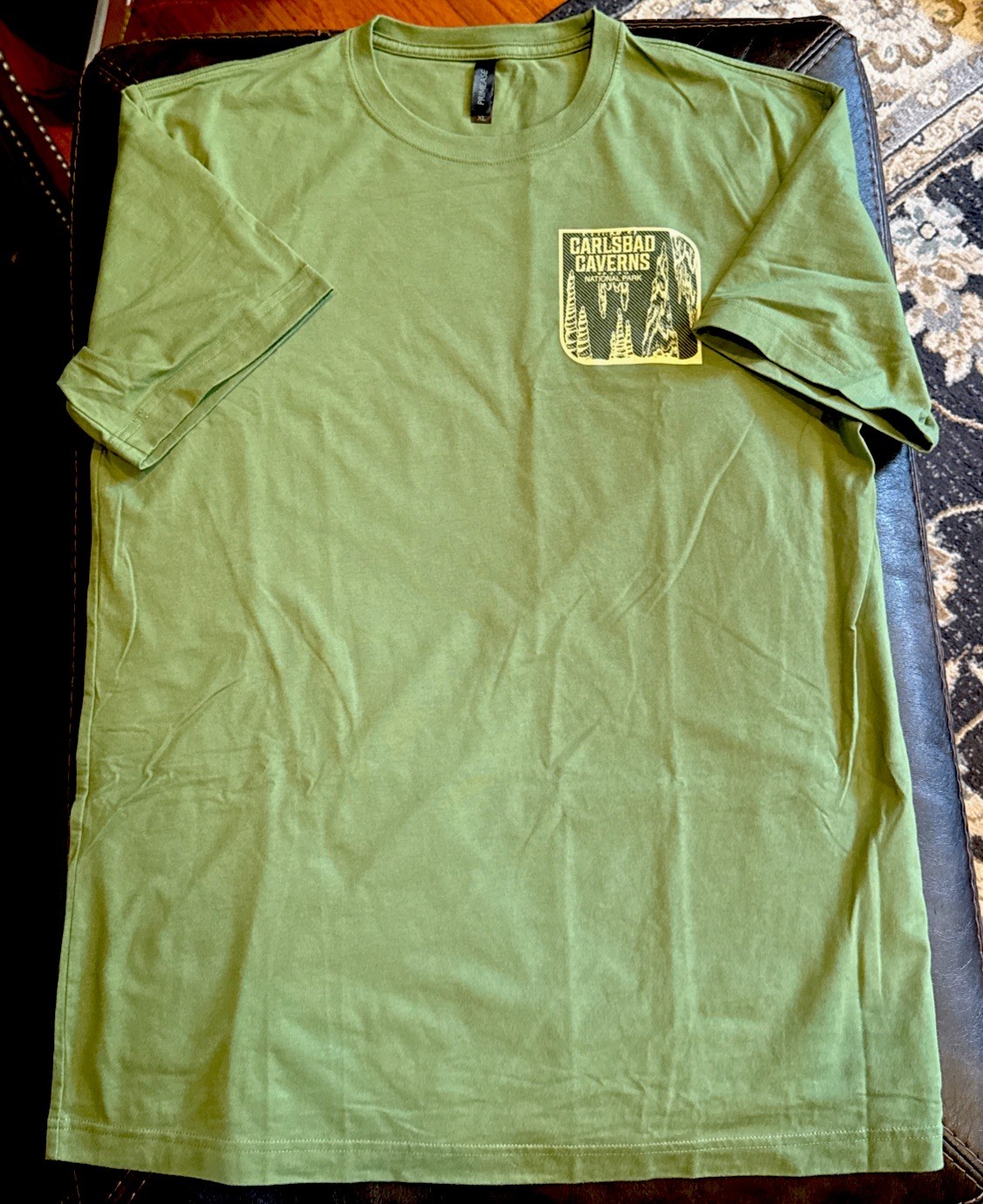 Carlsbad Caverns National Park New Mexico Tee T-Shirt Men's Size L / XL - Green