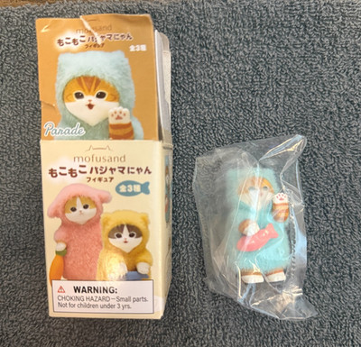 Mofusand Fluffy Pajama Cat Figure Parade Blind Box - Blue with Fish