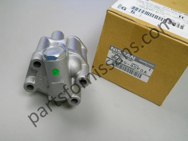 Bomba de aceite de motor genuina Nissan 1989-1990 240SX 1990-1997 D21 KA24 2.4 NUEVO OEM Foto 3 de 4