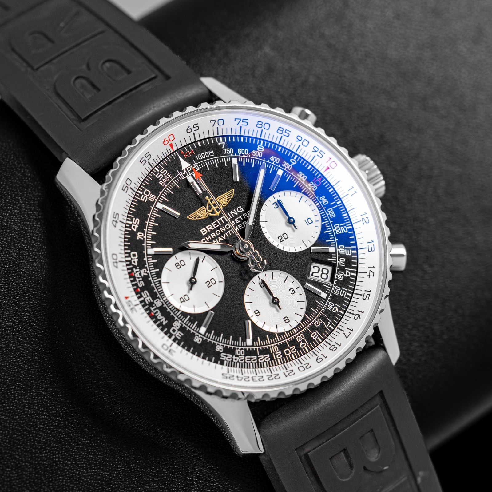 Breitling Navitimer A23322 - image 3
