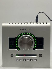 UNIVERSAL AUDIO APOLLO TWIN Thunderbolt Audio Interface UD5030275 