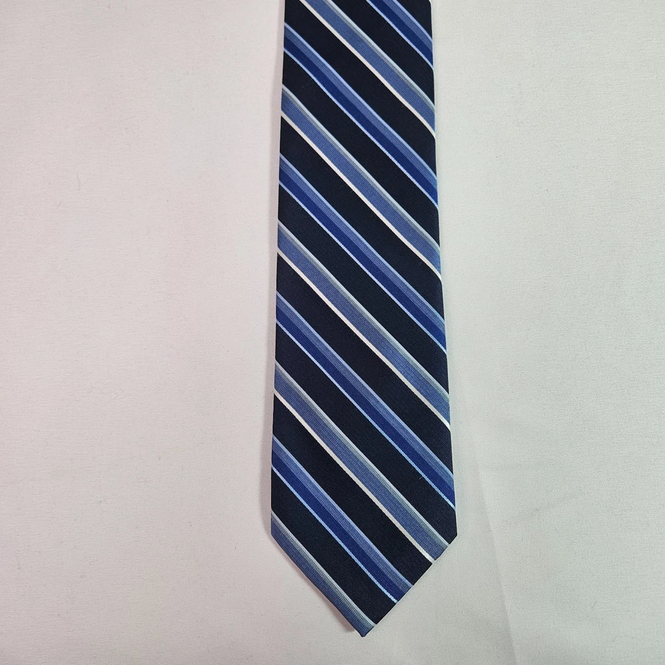 Corbata Stafford Hombre Azul Blanco Rayas 3.25" x 63" Foto 3 de 4