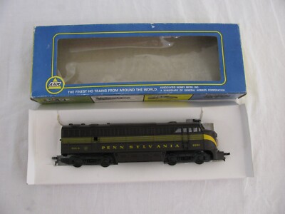 AHM Tempo HO Pennsylvania Fairbanks-Morse Dummy A Unit Diesel Locomotive #5024DD