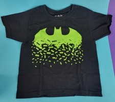DC Batman Boys Small 4 Mansion Short Sleeve Graphic Tee Shirt Top Neon Bat