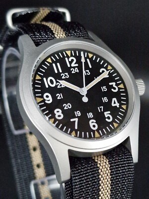 Seiko VH31 Meca-Quartz 38mm Military Field / Tool Watch - Militado