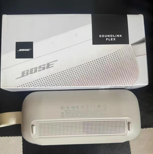 Bose SoundLink Flex SE Bluetooth Speaker: Waterproof Design - Picture 7 of 12