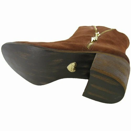 77% de descuento NUEVA BOTA BETSEY JOHNSON Mandda marrón gamuza Manda venta al por menor $150 Foto 3 de 3